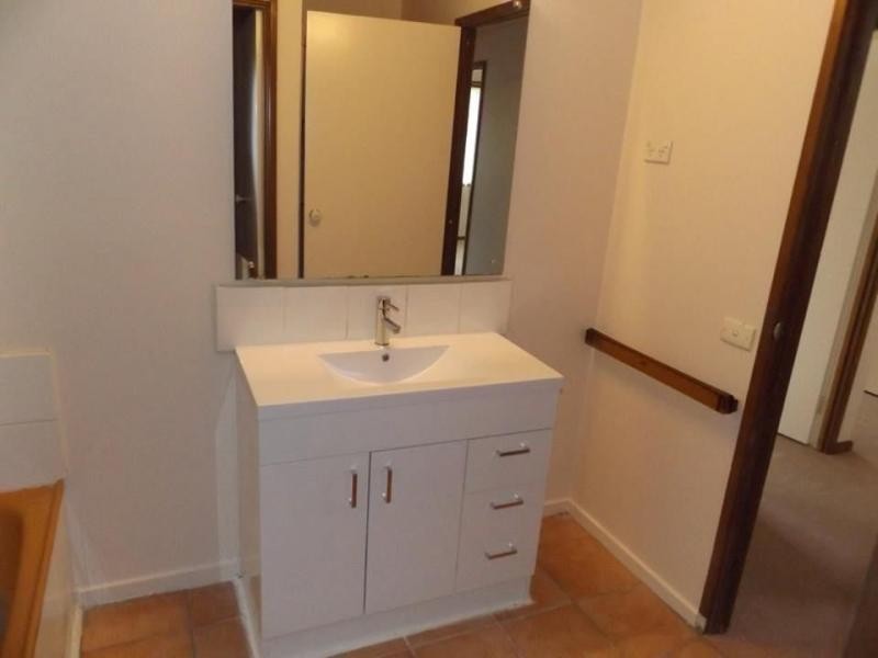 1 Ridley Close, Carrum Downs VIC 3201