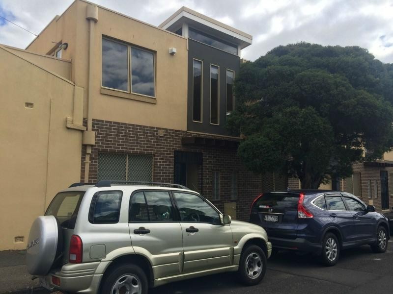 1/242 Hope Street, Brunswick West VIC 3055