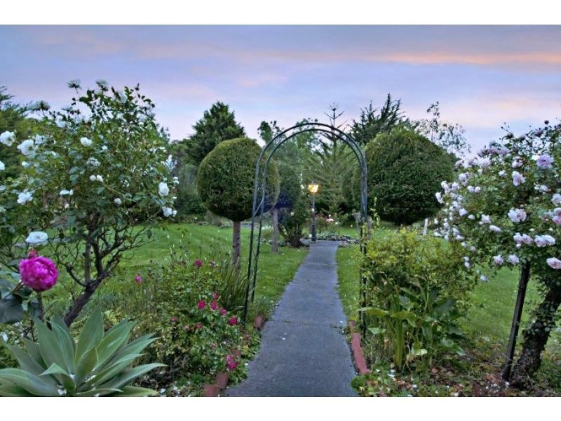 555 Robinsons Road, Langwarrin VIC 3910