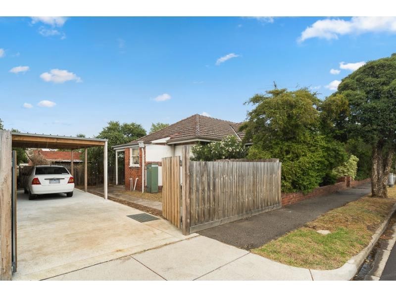 868 Hampton Street, Brighton VIC 3186