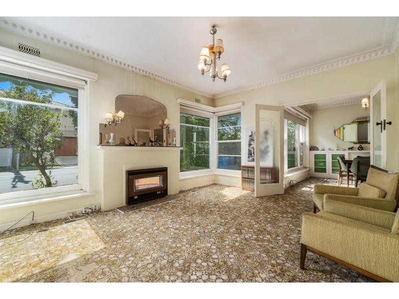 868 Hampton Street, Brighton VIC 3186