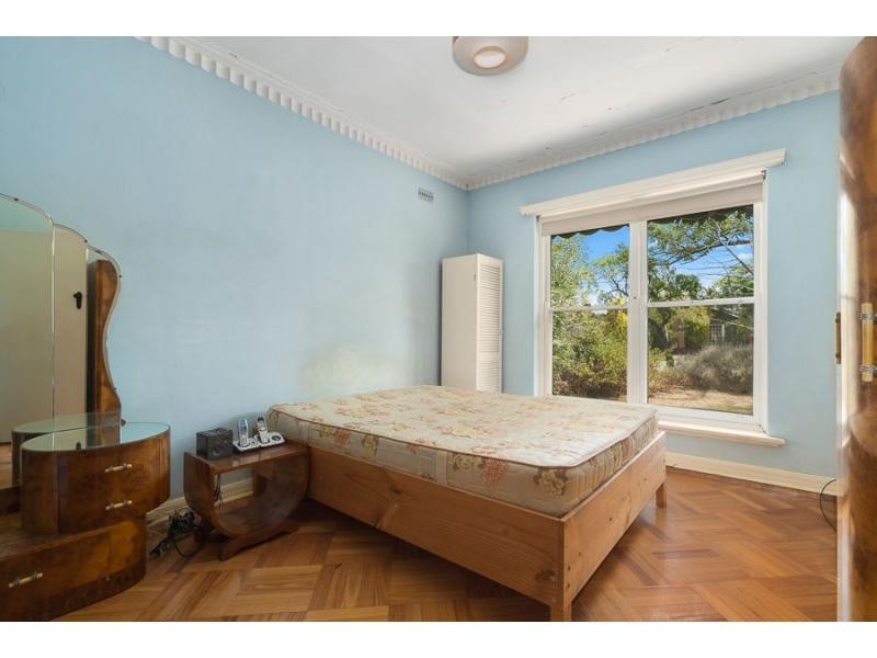 868 Hampton Street, Brighton VIC 3186