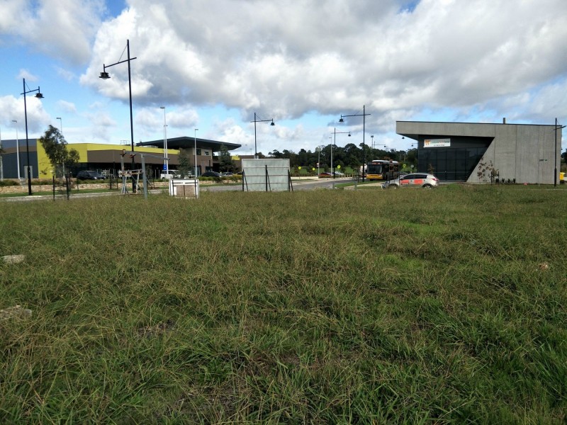 2 – 8S Mickelham Drive, Cranbourne North VIC 3977