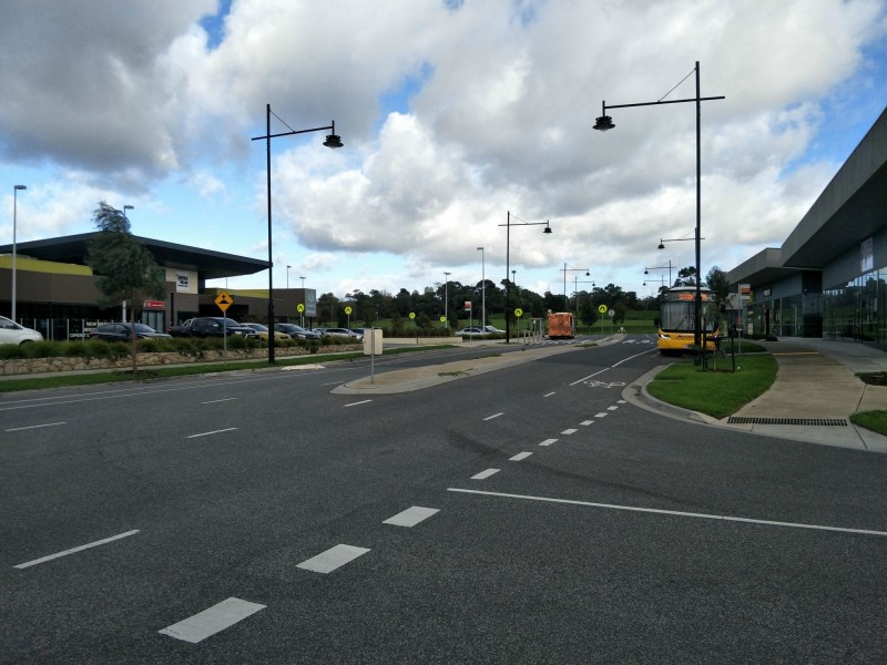 2 – 8S Mickelham Drive, Cranbourne North VIC 3977