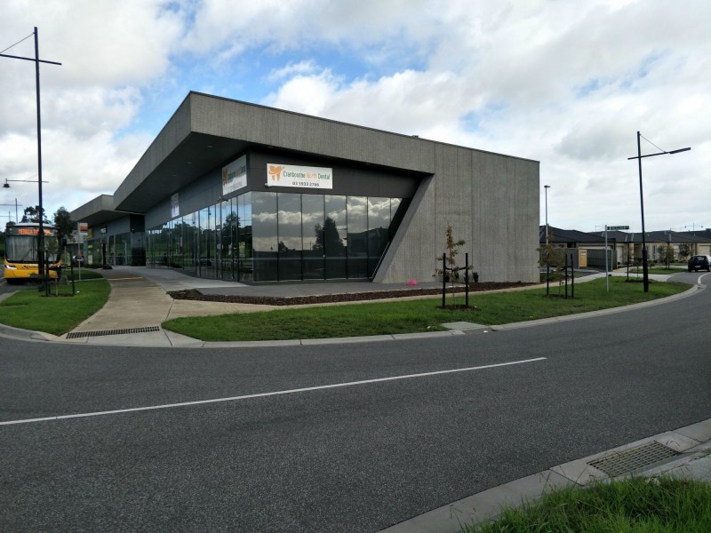 2 – 8S Mickelham Drive, Cranbourne North VIC 3977