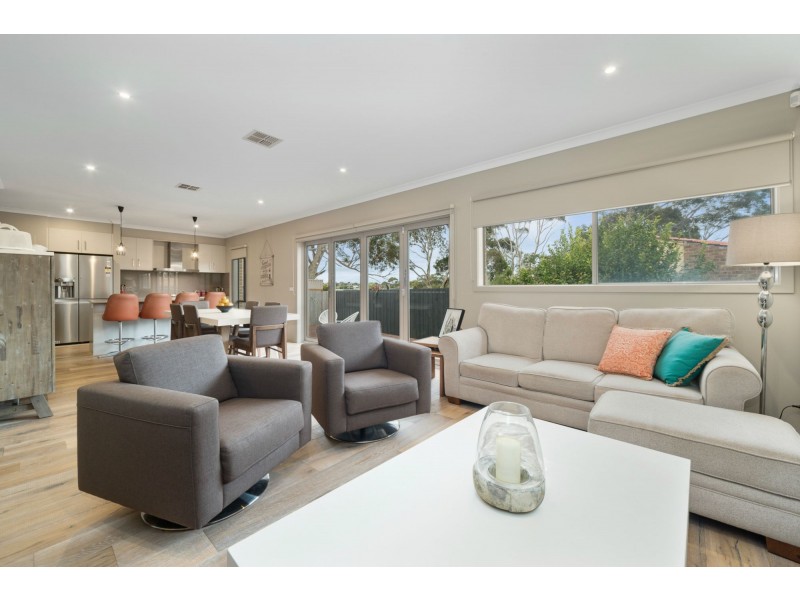 10 Bay Vista Close, Mount Martha VIC 3934