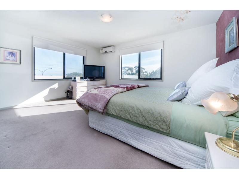 16/76 East Boundary Road, Bentleigh East VIC 3165