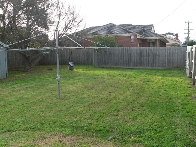43 Blantyre Avenue, Chelsea VIC 3196