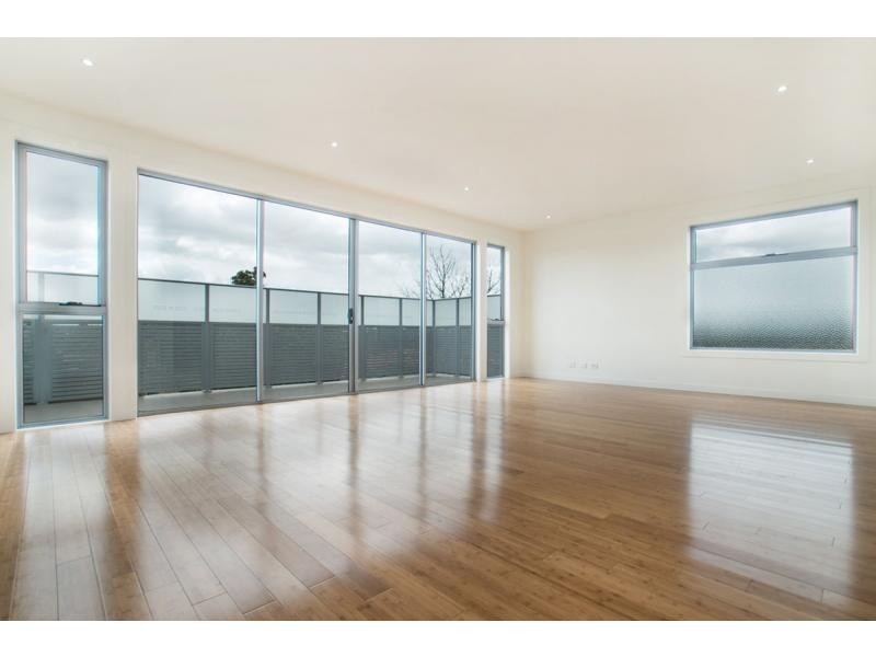 207/135 Lower Dandenong Road, Mentone VIC 3194