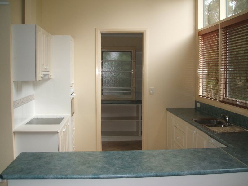 16 Montpelier Drive, Lower Plenty VIC 3093