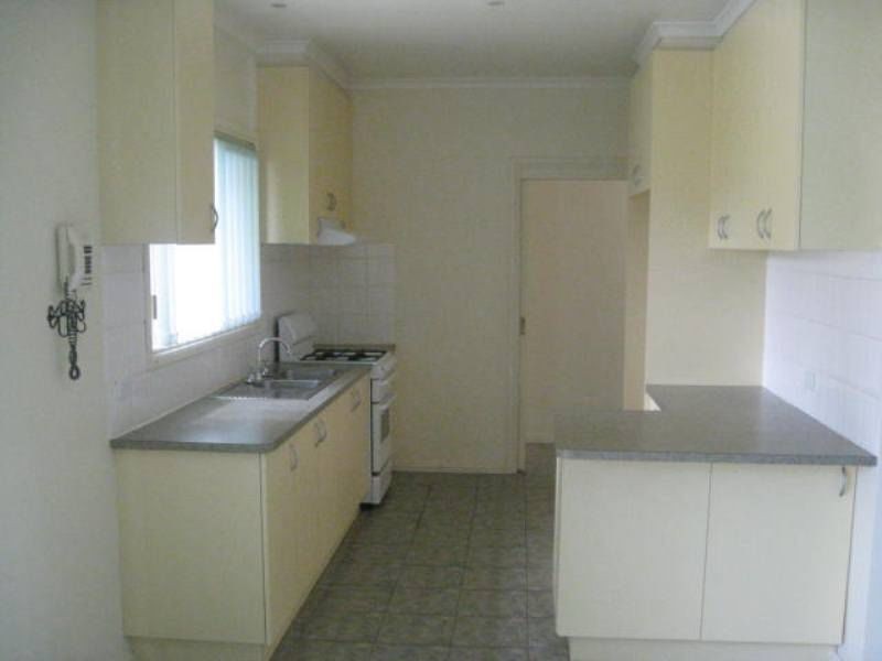 Unit 2/20 Wood Street, Avondale Heights VIC 3034