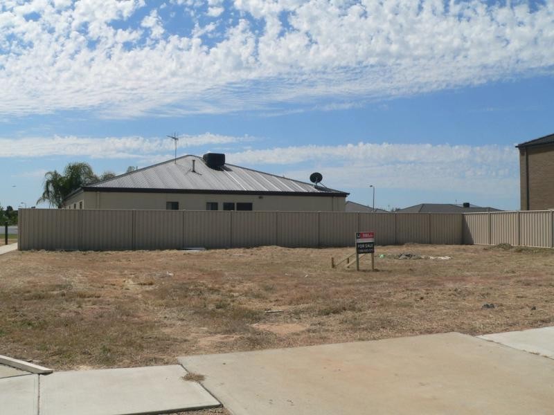 9 Linda Crescent, Yarrawonga VIC 3730
