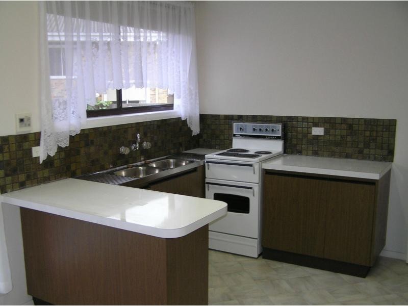 4/97 Plumpton Avenue, Glenroy VIC 3046