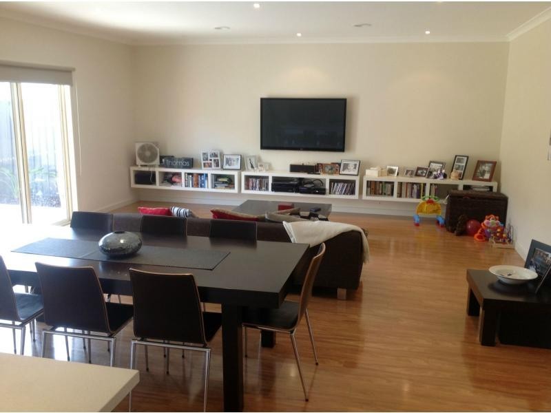 72 Victoria Street, Glenroy VIC 3046