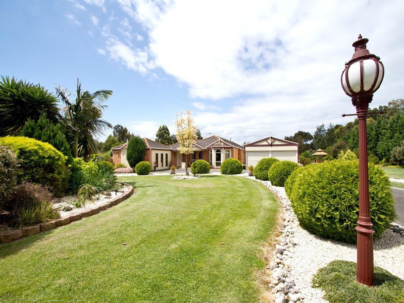 18 Sandstone Island Circle, Bittern VIC 3918