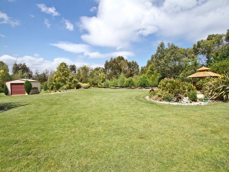 18 Sandstone Island Circle, Bittern VIC 3918