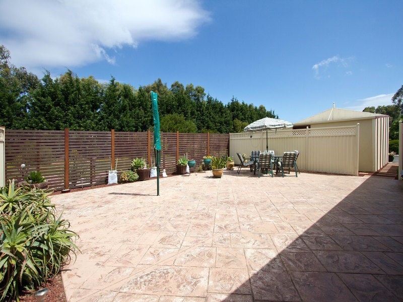 18 Sandstone Island Circle, Bittern VIC 3918
