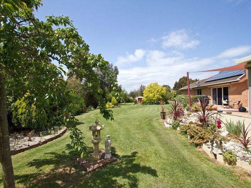 18 Sandstone Island Circle, Bittern VIC 3918
