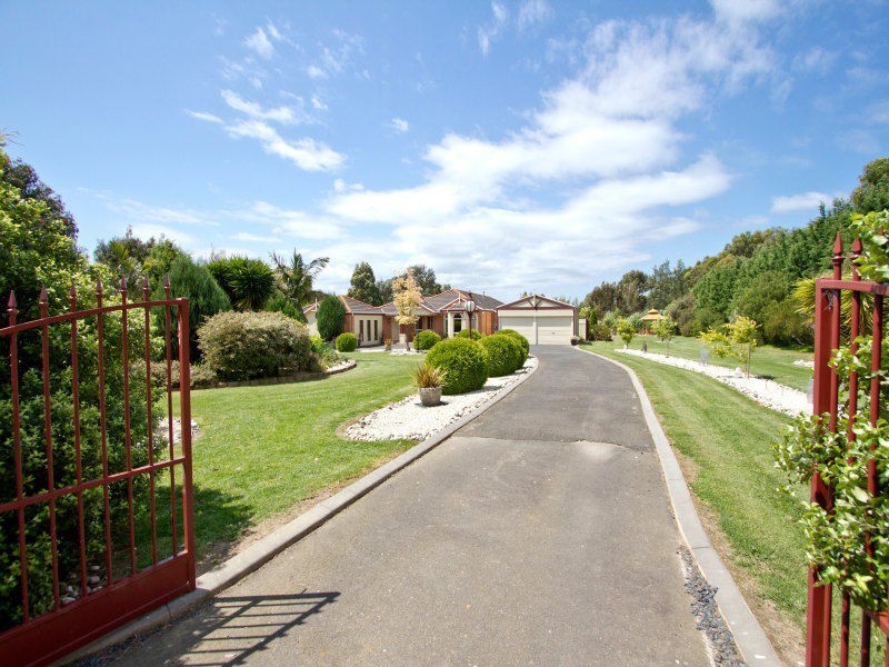 18 Sandstone Island Circle, Bittern VIC 3918