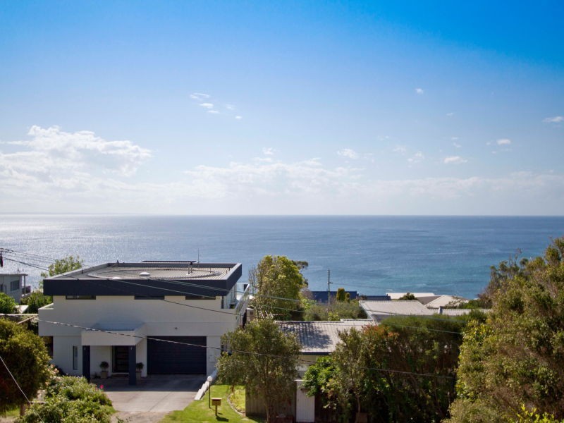 6 Raymond Street, Mount Martha VIC 3934