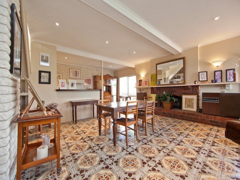 6 Raymond Street, Mount Martha VIC 3934