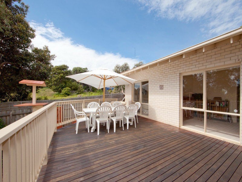 6 Raymond Street, Mount Martha VIC 3934