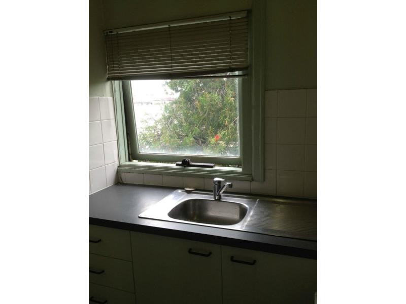 Unit 11/56 – 58 St Vincent Place North, Albert Park VIC 3206