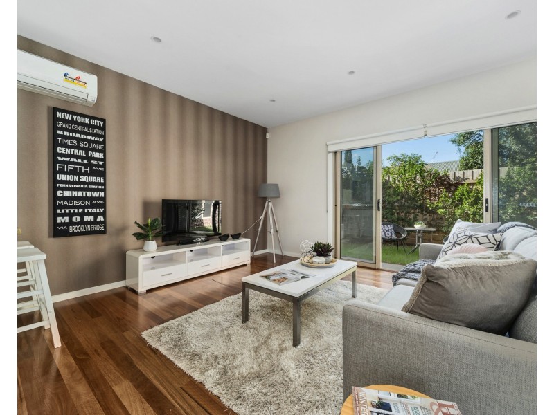 17 Mooltan St, Ascot Vale VIC 3032