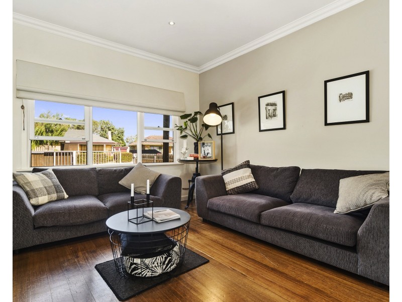 19 Cannes Ave, Bonbeach VIC 3196