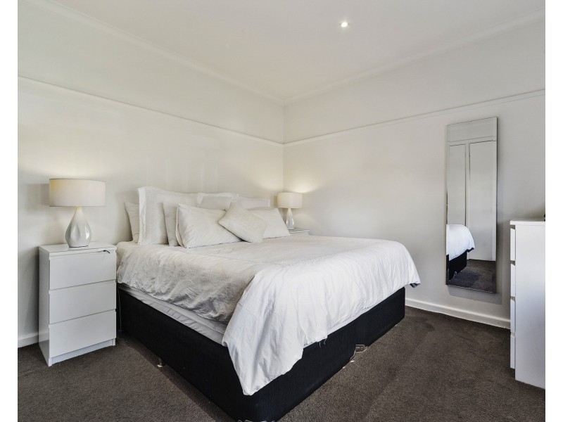 19 Cannes Ave, Bonbeach VIC 3196