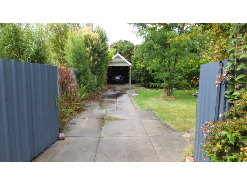 105 Dalmahoy Street, Bairnsdale VIC 3875