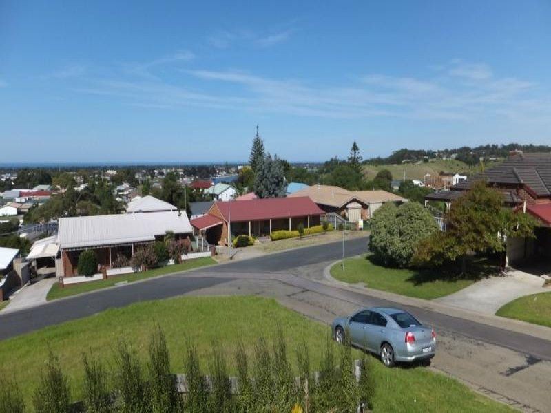 4 Highland Court, Lakes Entrance VIC 3909