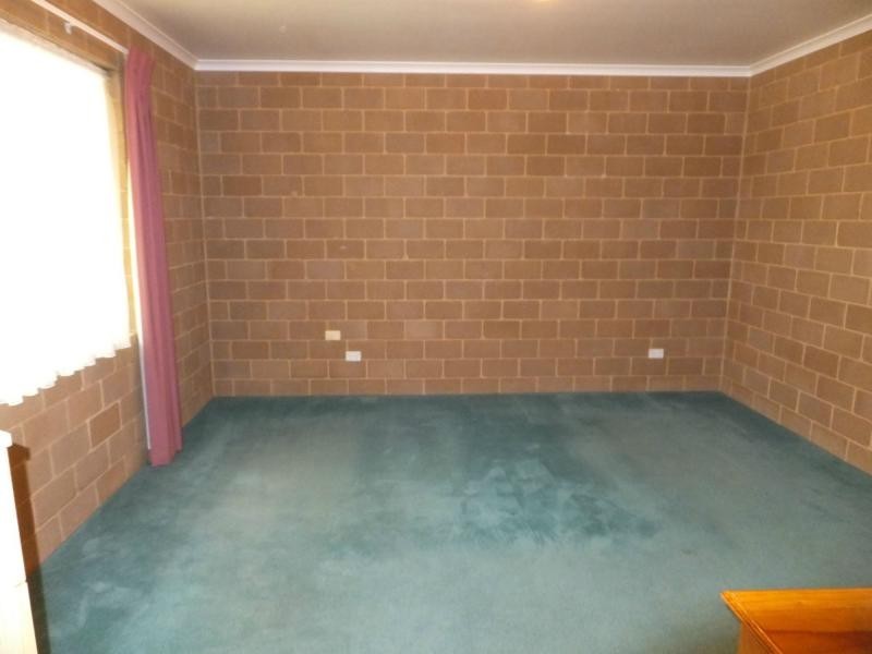 77 Harnham Drive, Bairnsdale VIC 3875