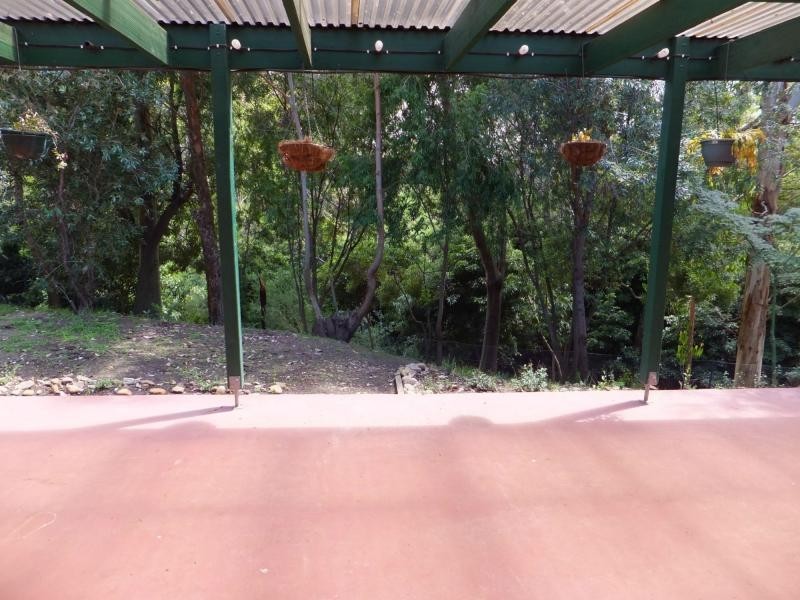 77 Harnham Drive, Bairnsdale VIC 3875