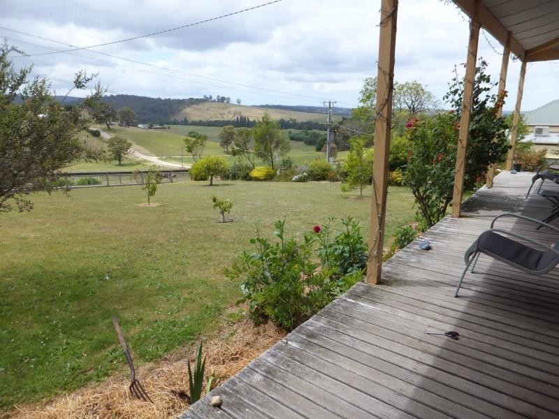 27 Great Alpine Road, Bruthen VIC 3885