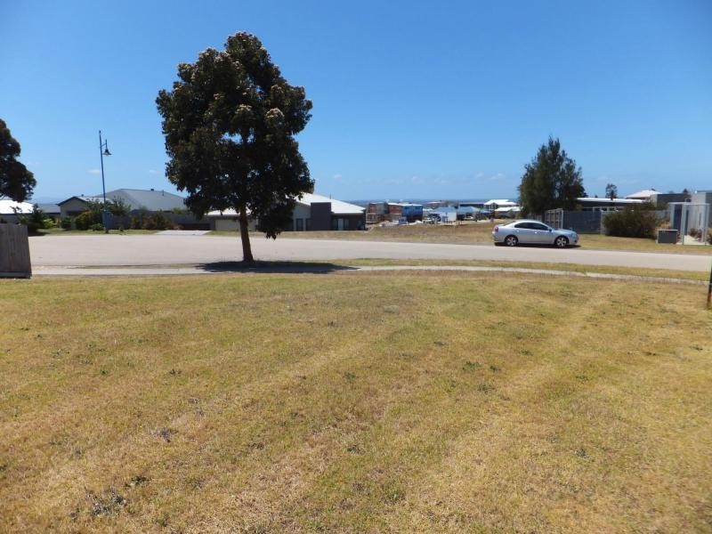 6 Heaths View, Paynesville VIC 3880