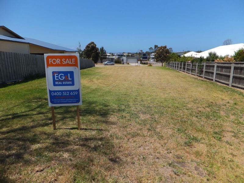 6 Heaths View, Paynesville VIC 3880