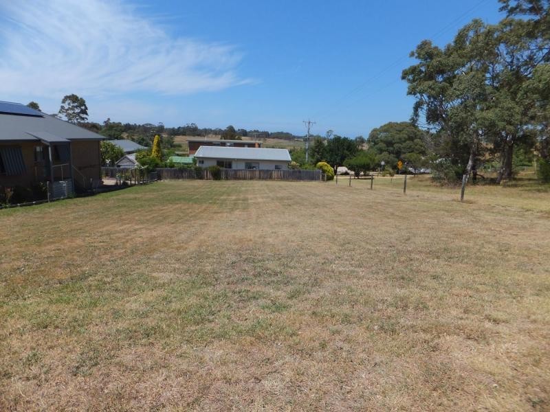 10 Bolding Court, Johnsonville VIC 3902