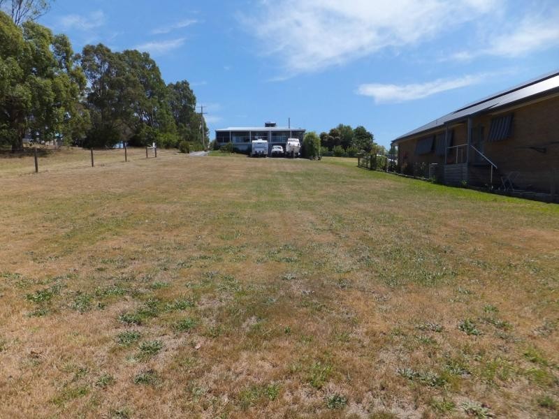 10 Bolding Court, Johnsonville VIC 3902