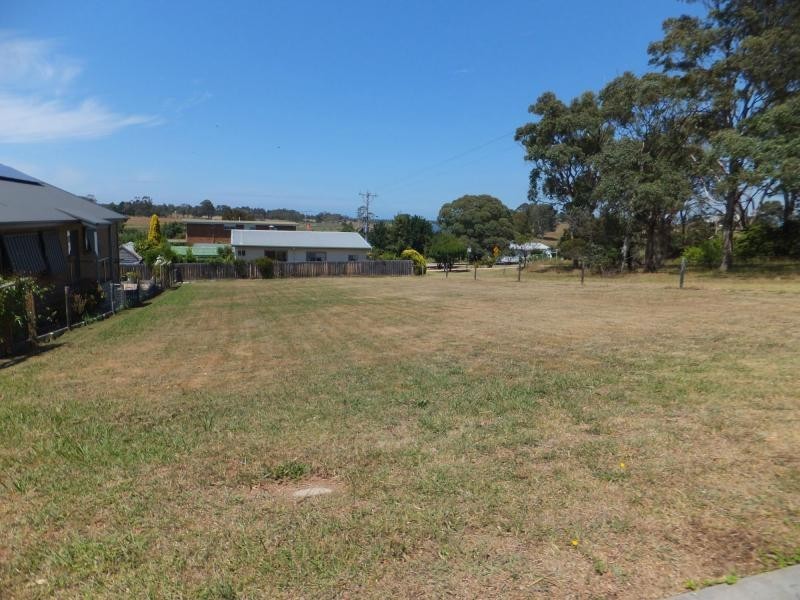 10 Bolding Court, Johnsonville VIC 3902