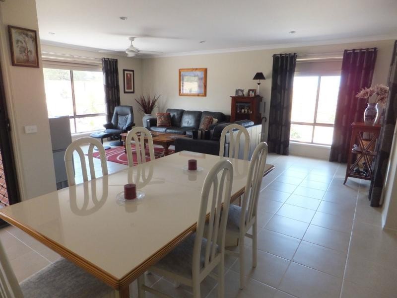 25 Ives Road, Lindenow South VIC 3875