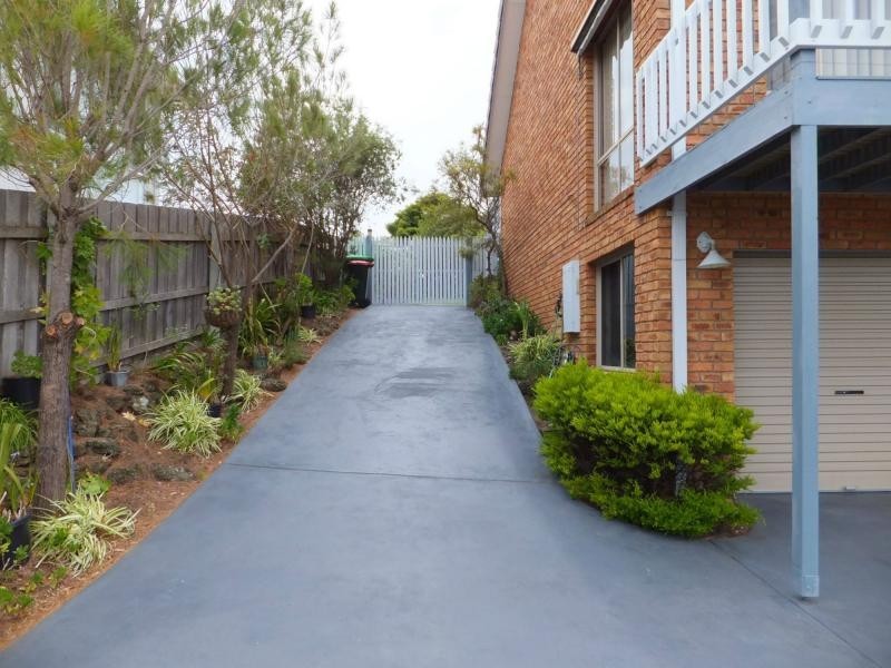 50 Nautilus Way, Lakes Entrance VIC 3909