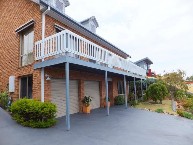 50 Nautilus Way, Lakes Entrance VIC 3909