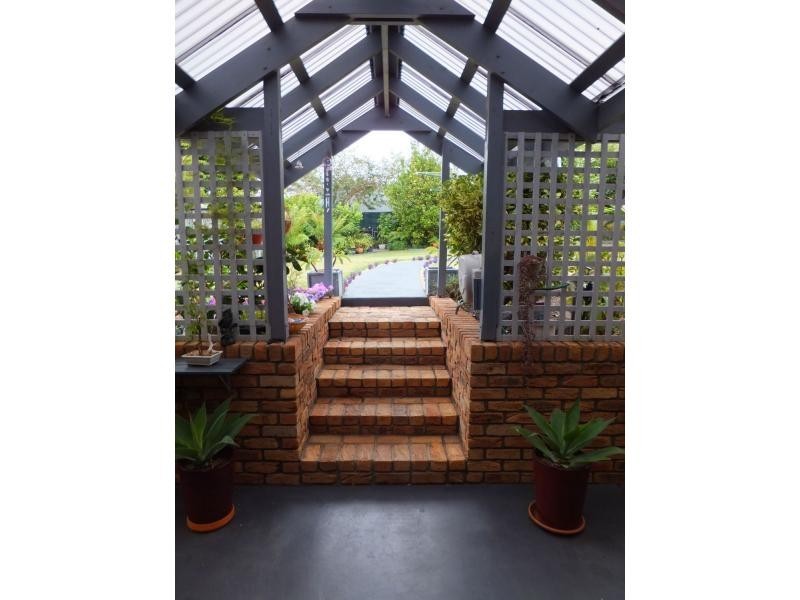 50 Nautilus Way, Lakes Entrance VIC 3909