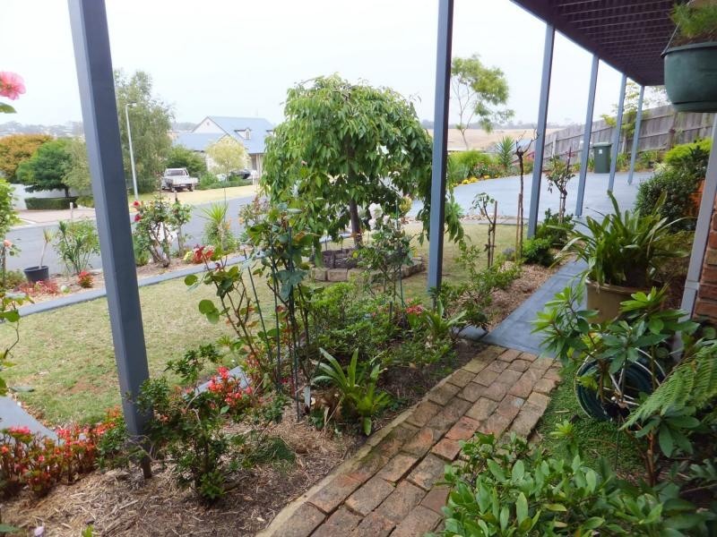 50 Nautilus Way, Lakes Entrance VIC 3909