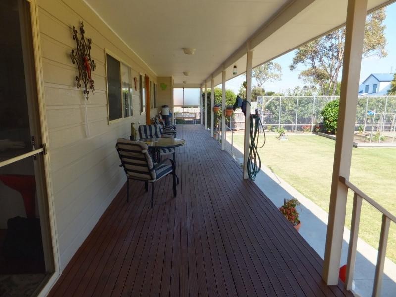 9 Lake Haven Avenue, Newlands Arm VIC 3875