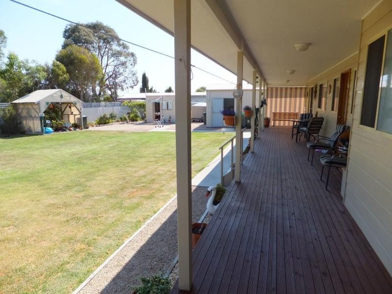 9 Lake Haven Avenue, Newlands Arm VIC 3875