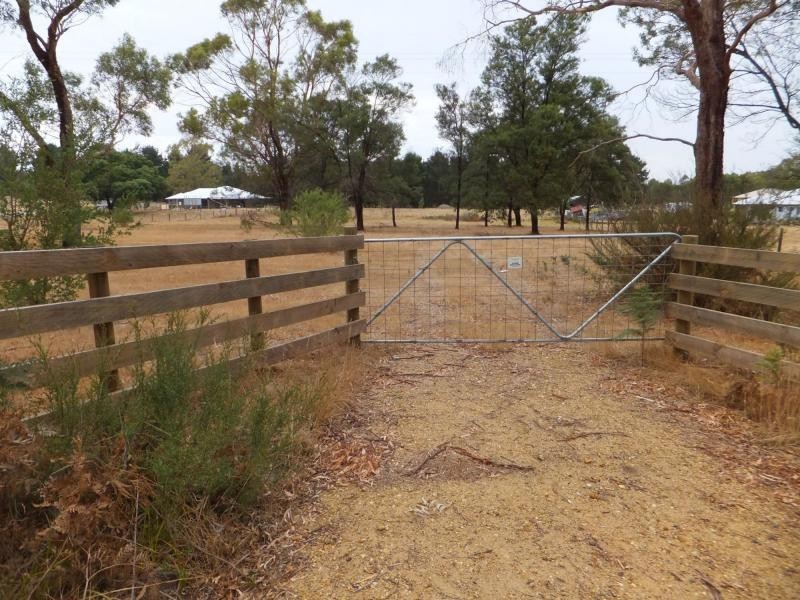 Lot 2, 10 Ives Road, Lindenow South VIC 3875