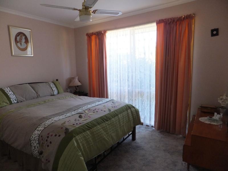 7 Lake Haven Avenue, Newlands Arm VIC 3875