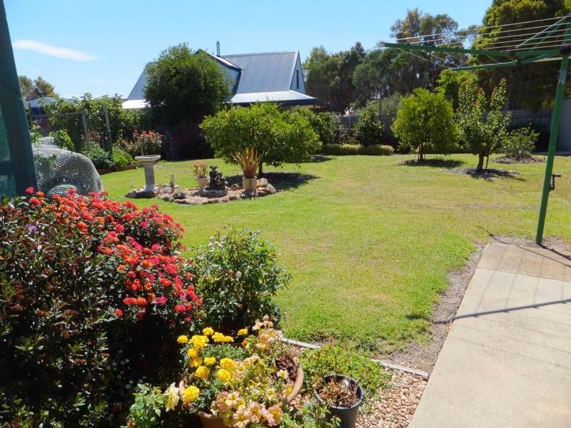 7 Lake Haven Avenue, Newlands Arm VIC 3875